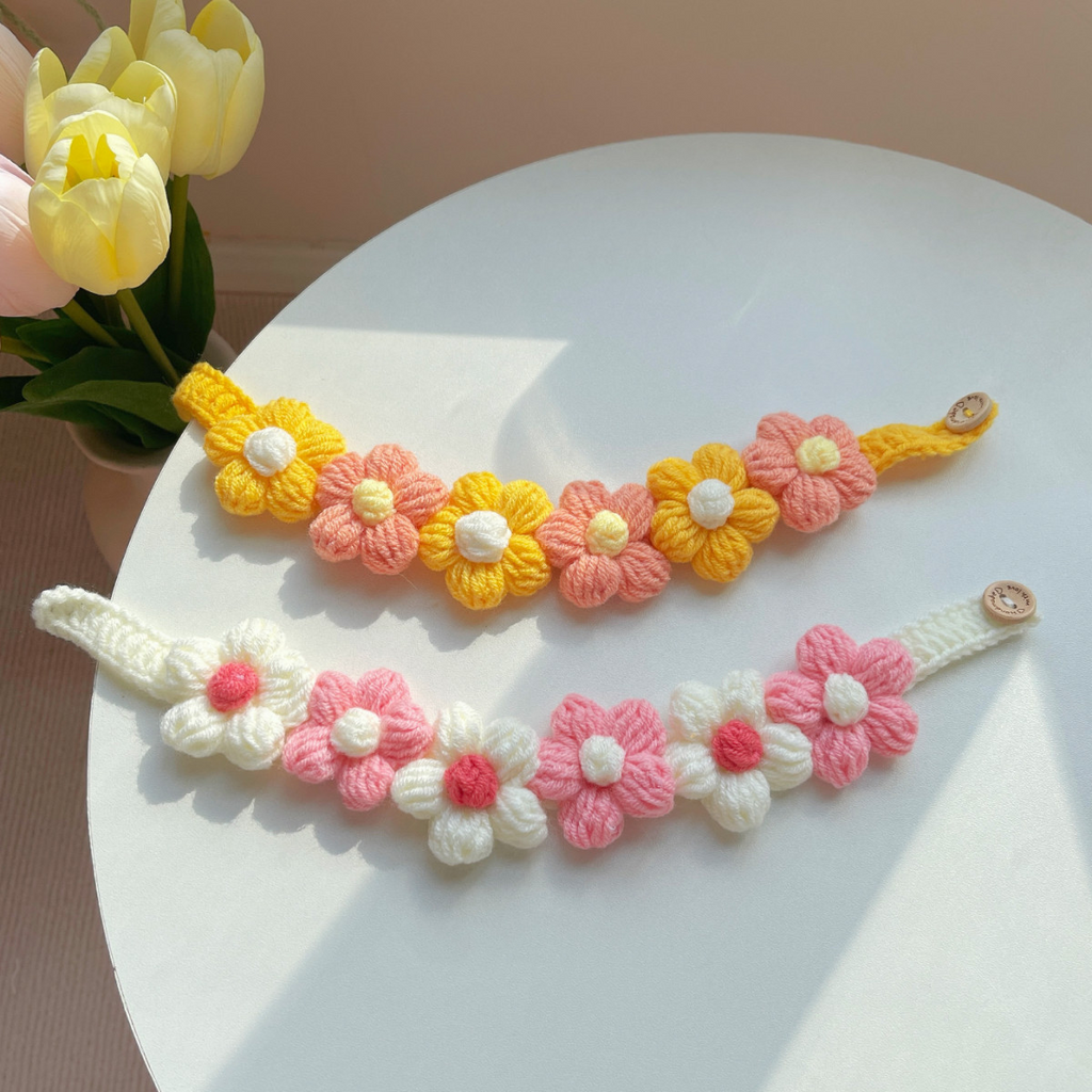 Flower knitted pet collar MOE0005