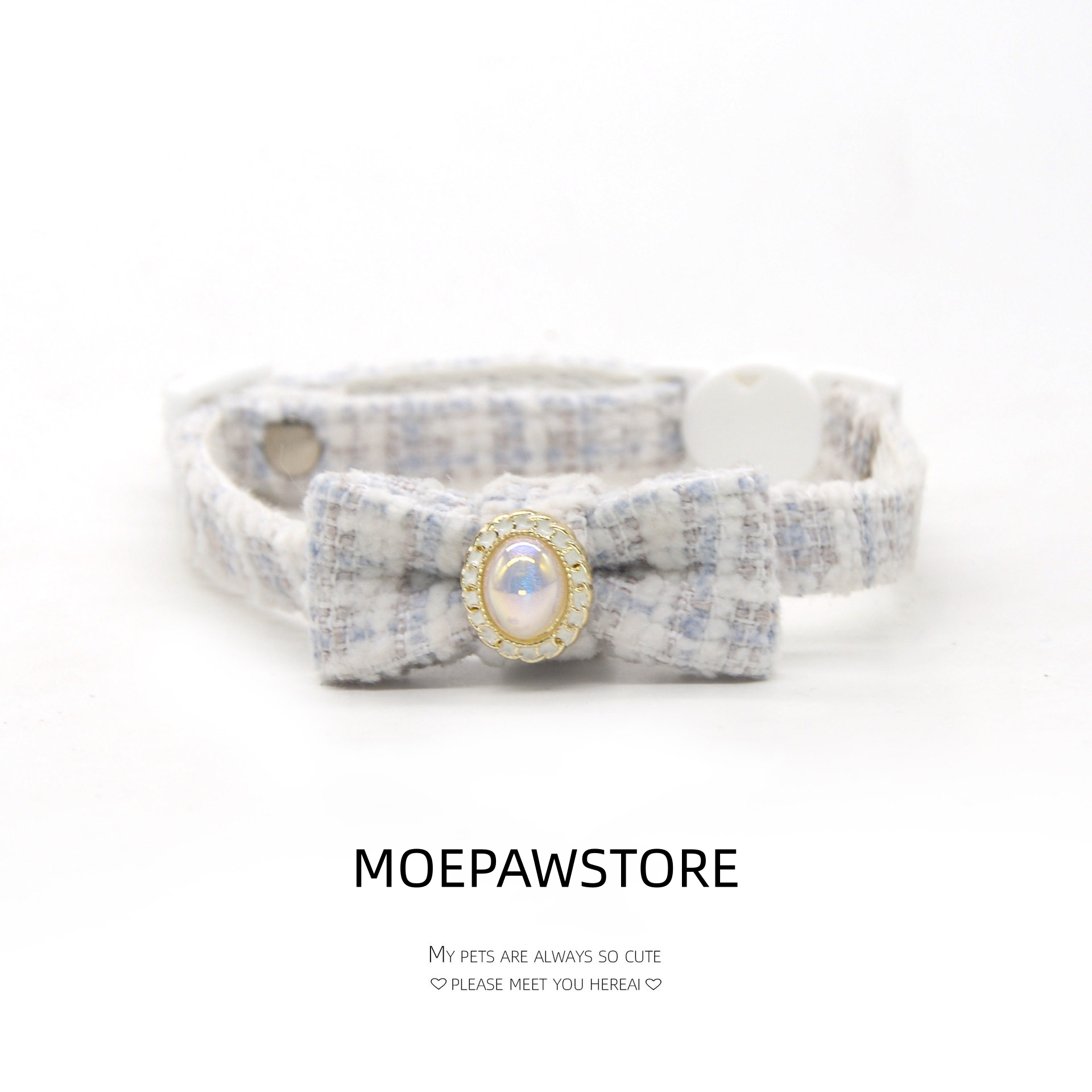 Adjustable Pet Collar for Cats & Small Dogs  MOE0013