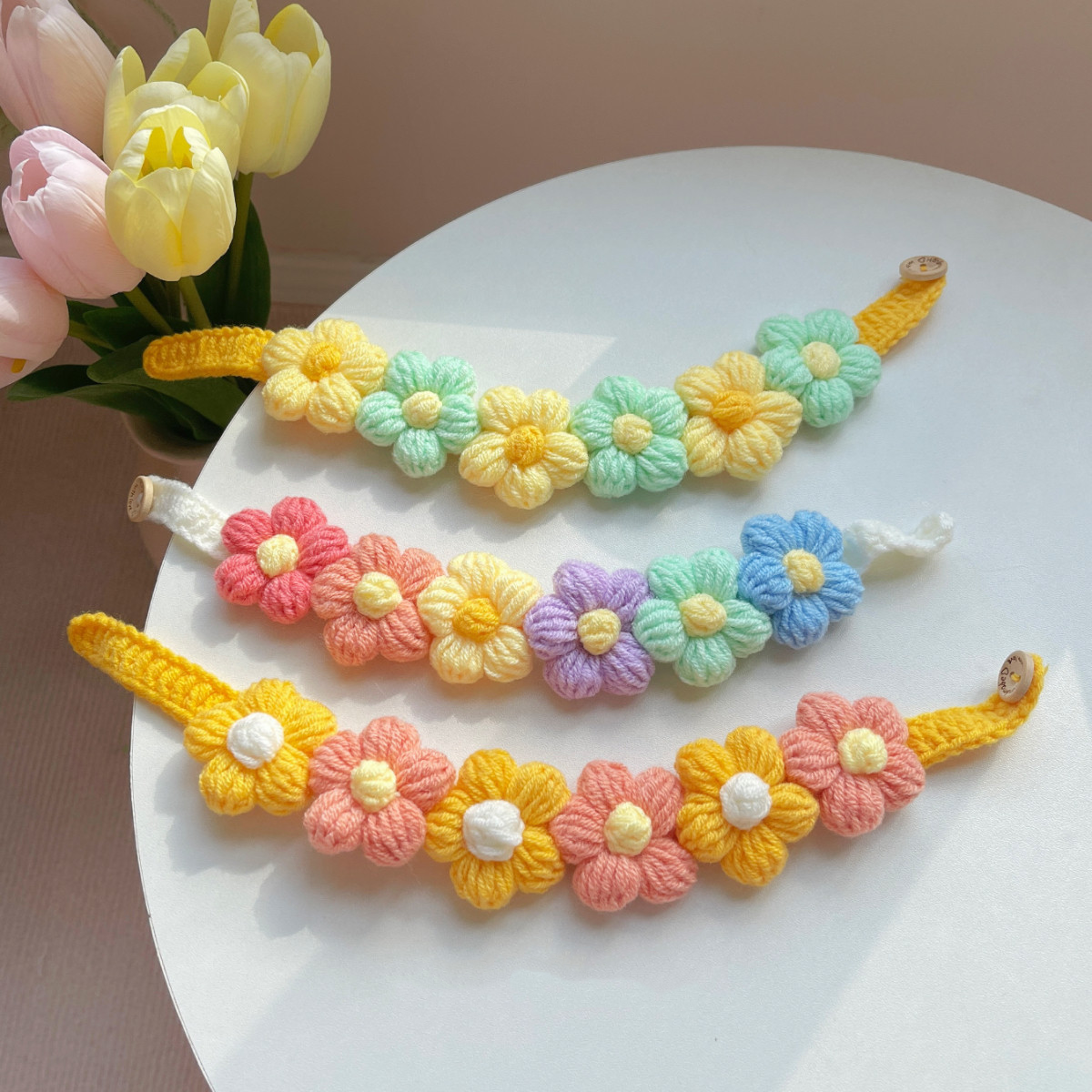 Flower knitted pet collar MOE0005