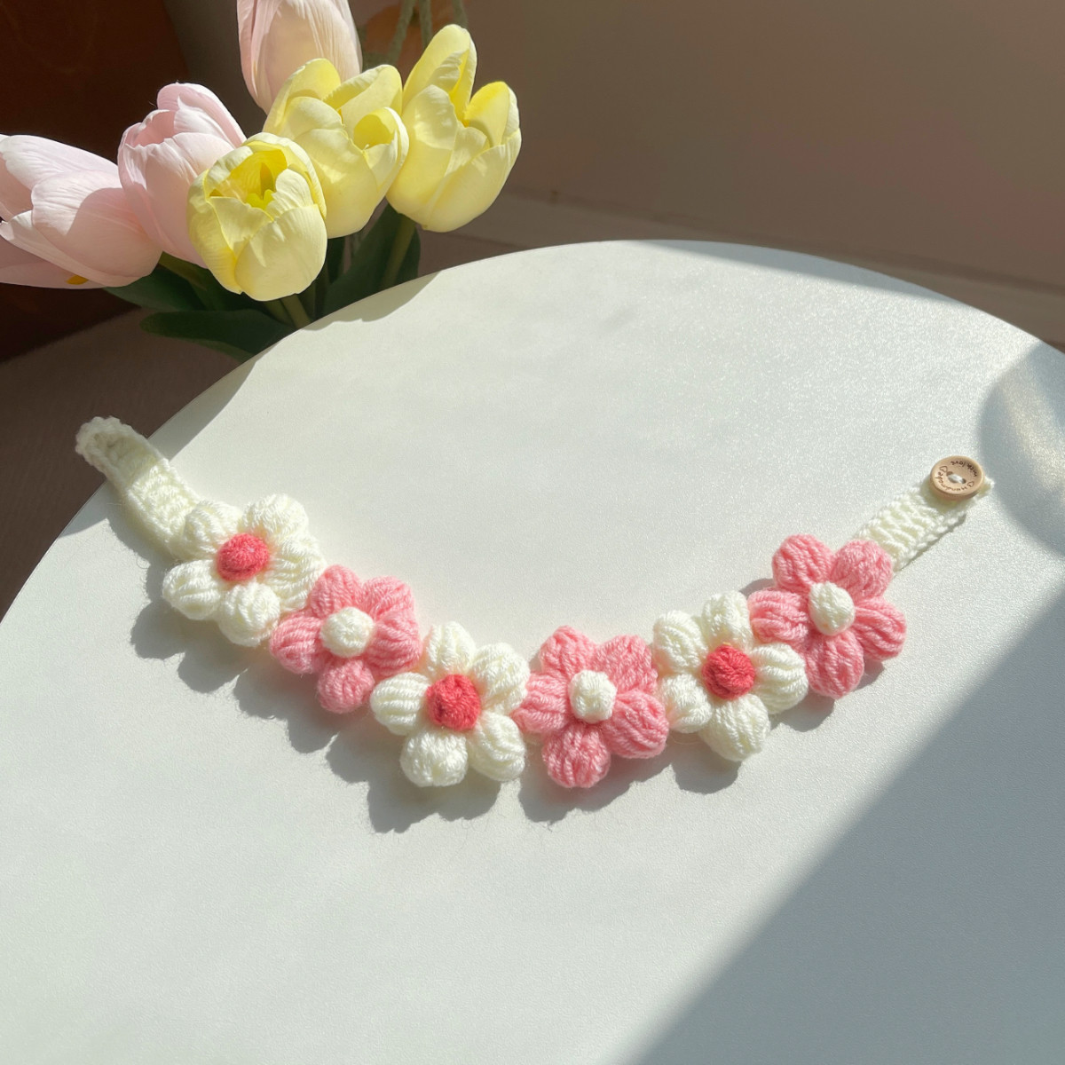 Flower knitted pet collar MOE0005