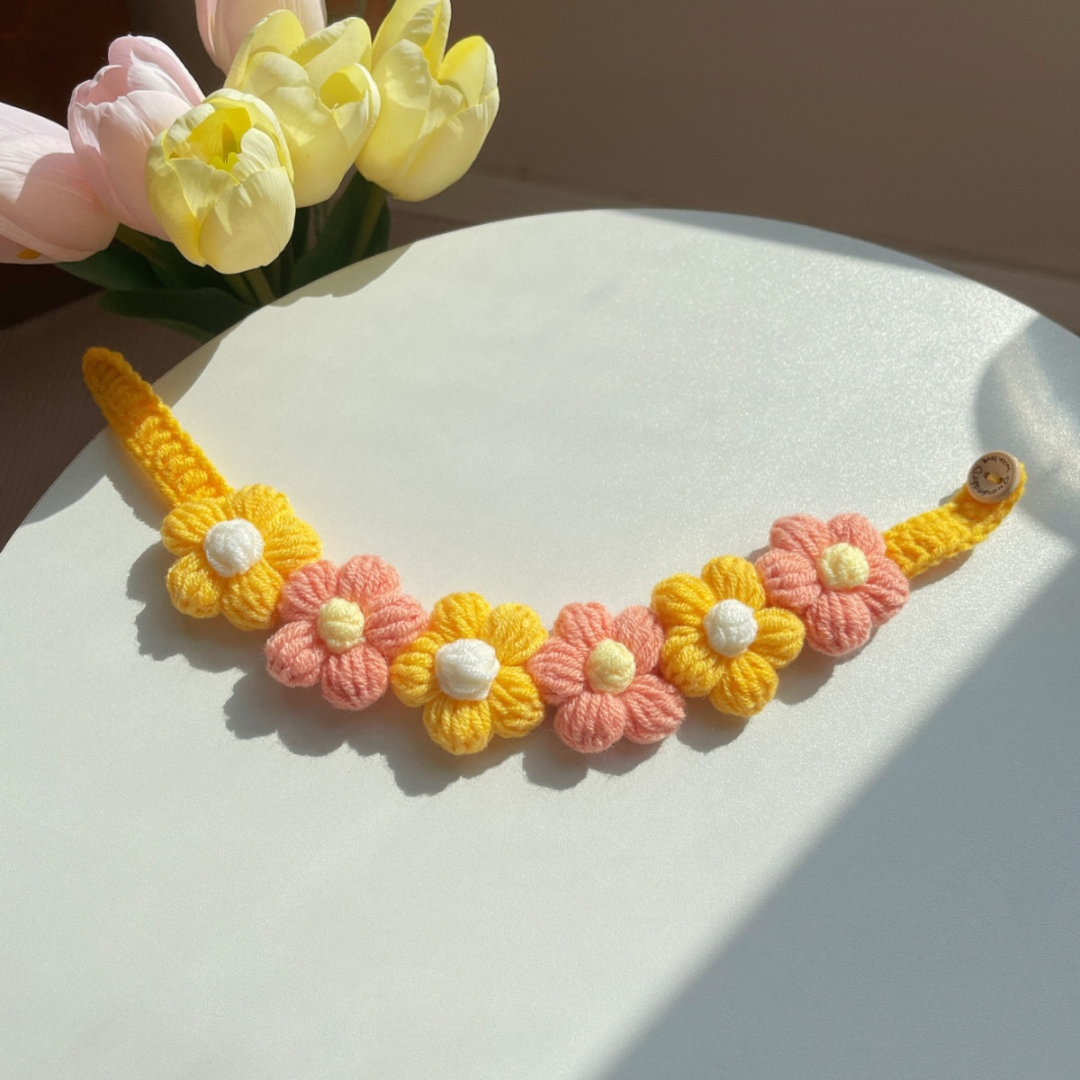 Flower knitted pet collar MOE0005