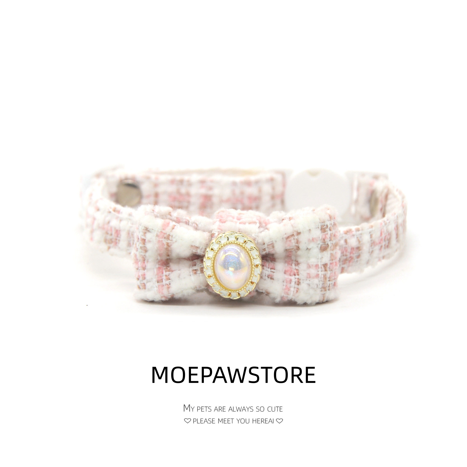Adjustable Pet Collar for Cats & Small Dogs  MOE0013